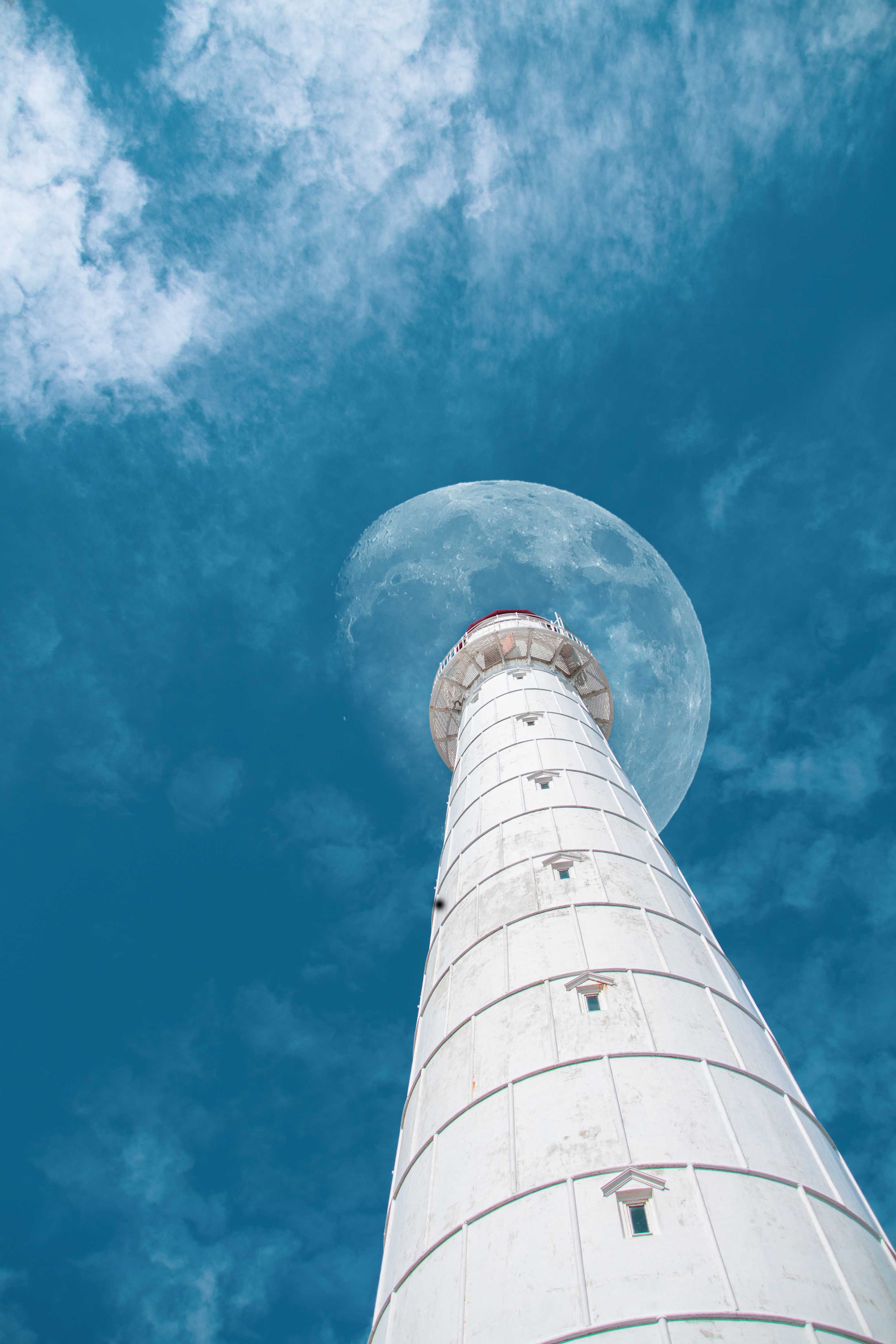 Fool moon lighthouse